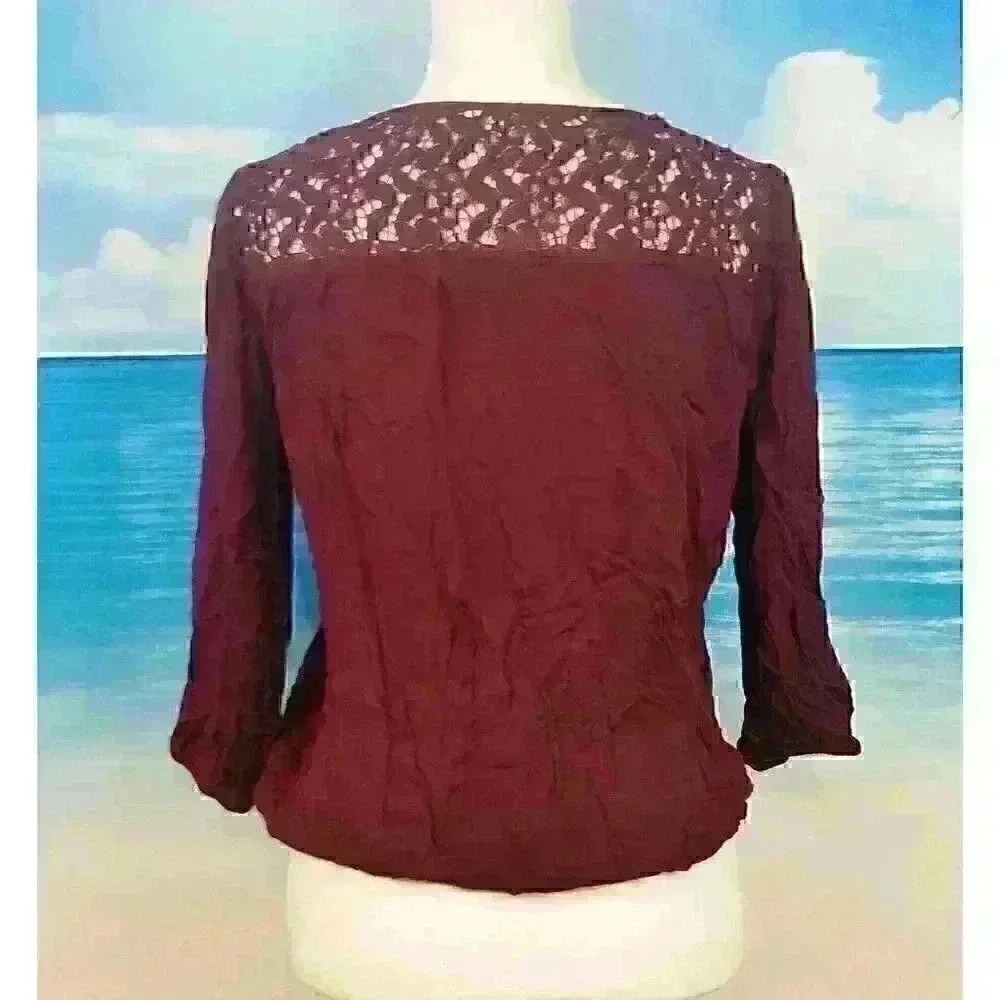 GARAGE Womans DEEP BURGUNDY Shirt 3/4 Sleeve Lightweight Lace accent size Med - Picture 4 of 5